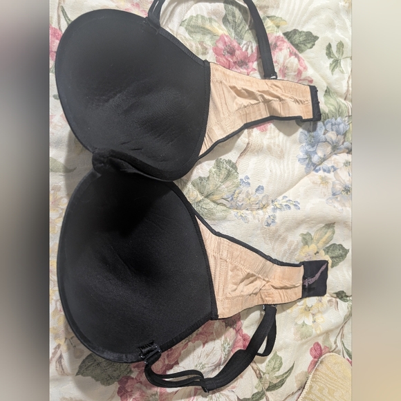 Victoria's Secret Very Sexy Strapless Bra - Picture 5 of 5